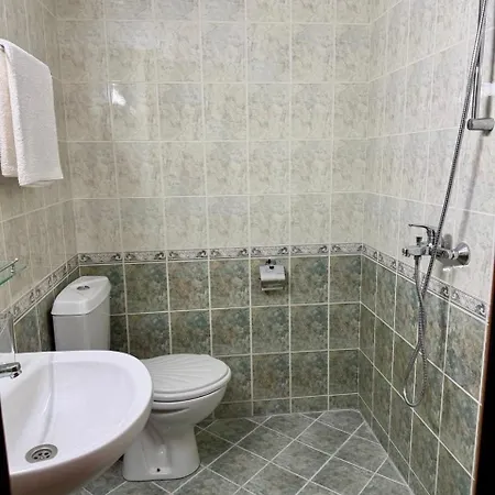 La Zur بيت ضيافة