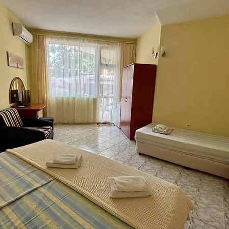 La Zur 3* Ράβντα
